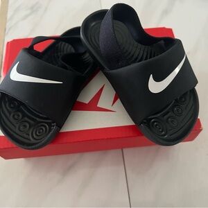 Nike Kids Black and White Sandals
